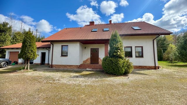 dom wolnostojący, 5 pokoi Wiśniowa. Zdjęcie 1