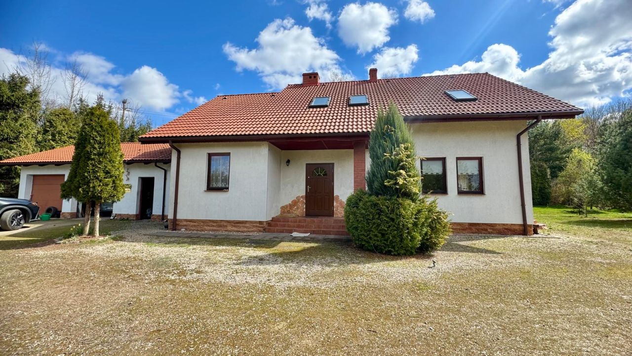 dom wolnostojący, 5 pokoi Wiśniowa