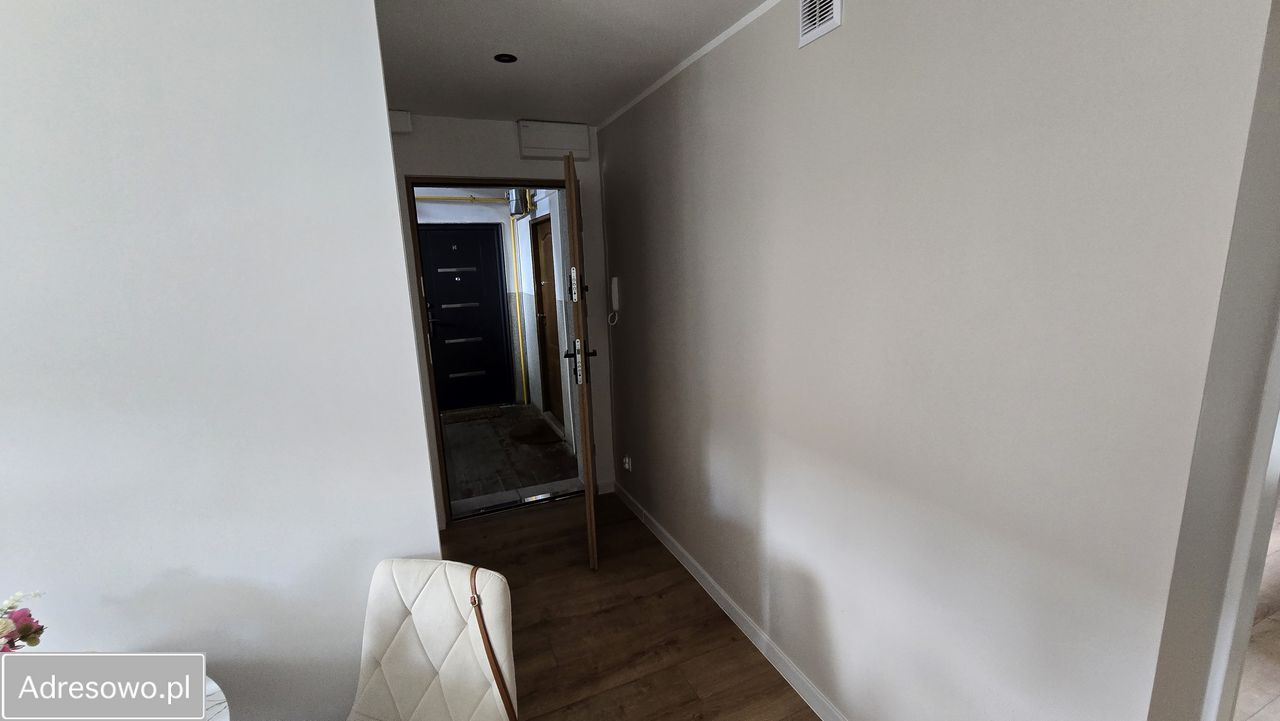 Mieszkanie 2-pokojowe Zabrze Mikulczyce, ul. Stefana Żeromskiego. Zdjęcie 2