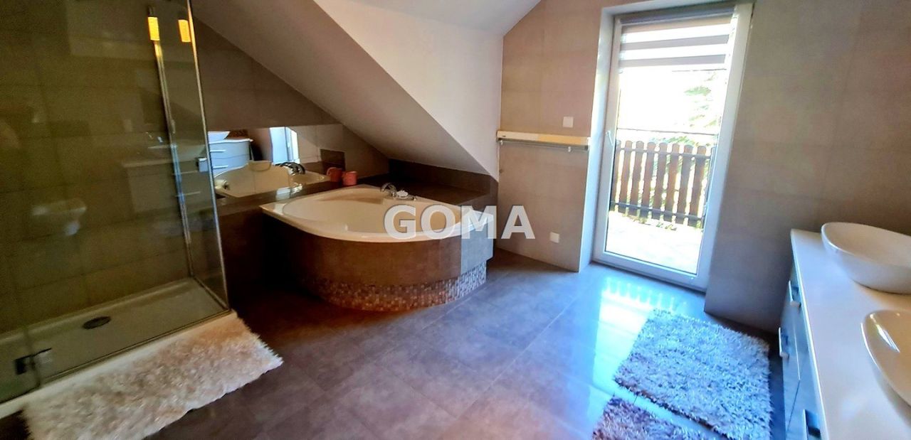 dom wolnostojący, 7 pokoi Józefów Centrum. Zdjęcie 13