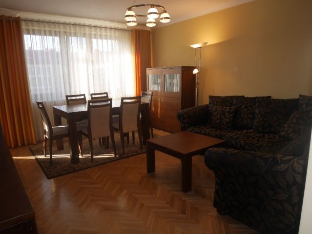 Mieszkanie 3-pokojowe Łomża, ul. Mazowiecka. Zdjęcie 1