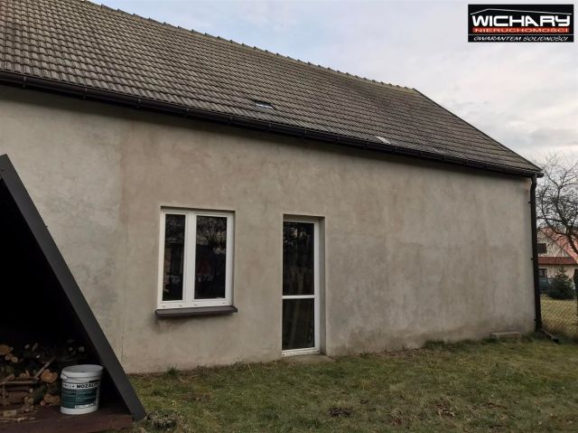 dom wolnostojący, 2 pokoje Ożarowice. Zdjęcie 1