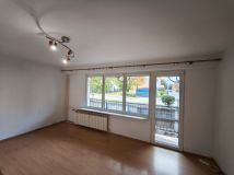 Mieszkanie 3-pokojowe Mrągowo, os. Mazurskie. Zdjęcie 3