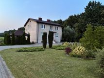 dom wolnostojący, 7 pokoi Miedniewice Topola. Zdjęcie 1