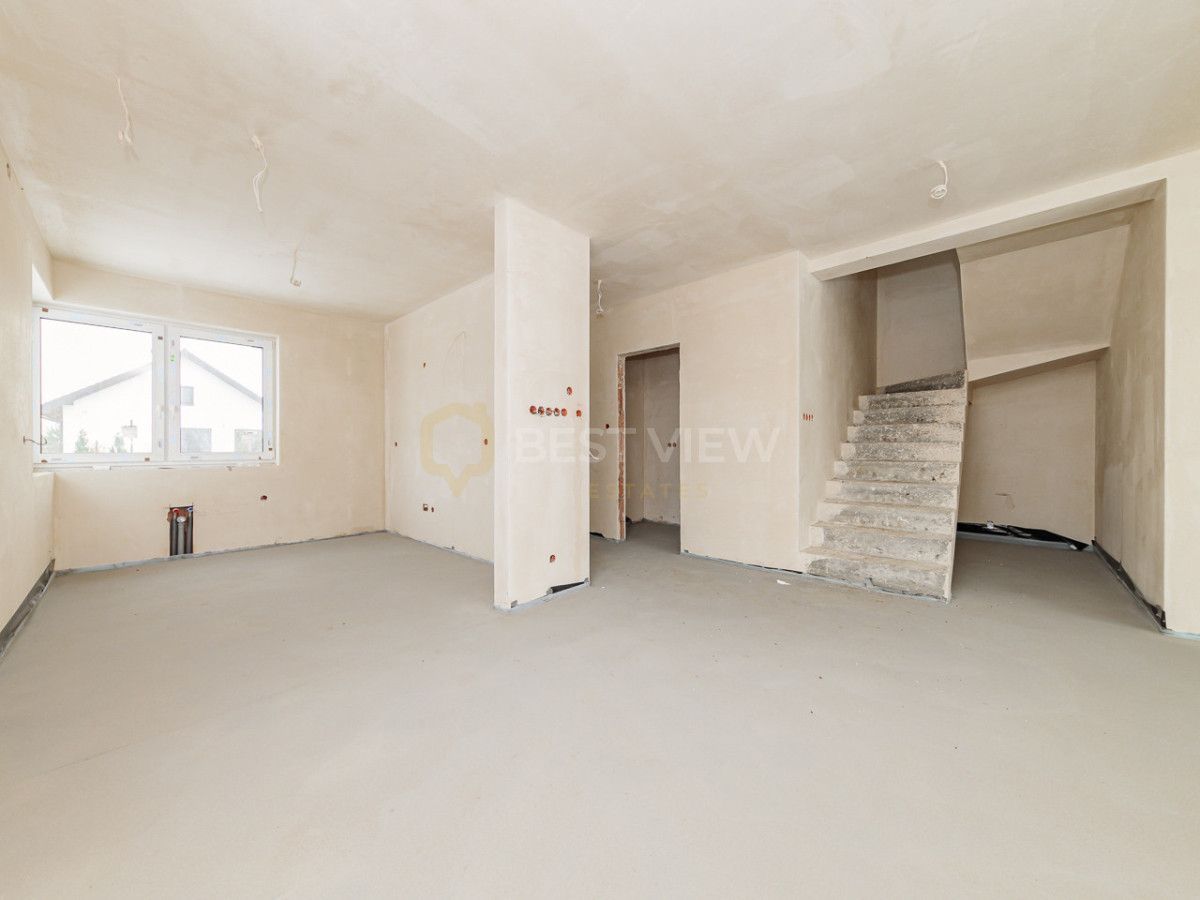 bliźniak, 5 pokoi Mroków. Zdjęcie 12