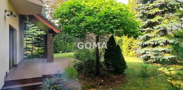 dom wolnostojący, 7 pokoi Józefów Centrum. Zdjęcie 8