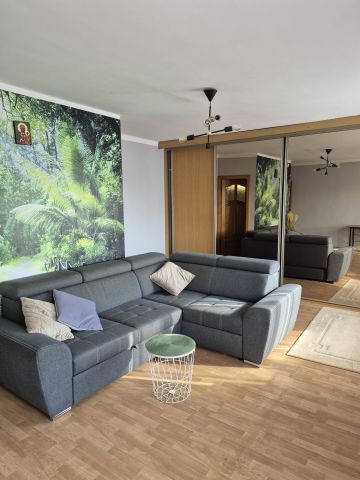 bliźniak Radomsko, ul. Księżycowa. Zdjęcie 1