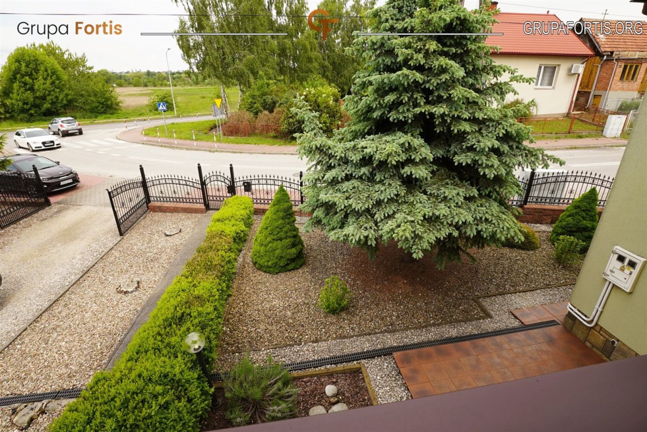 dom wolnostojący, 7 pokoi Kazimierza Wielka, ul. Krakowska. Zdjęcie 25