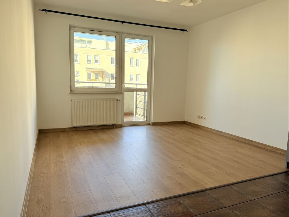 Mieszkanie 3-pokojowe Kraków Mistrzejowice, os. Oświecenia. Zdjęcie 3