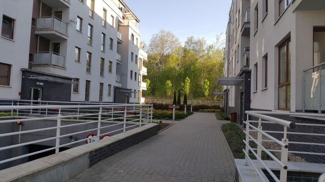 Mieszkanie 3-pokojowe Zielona Góra, ul. Franciszka Rzeźniczaka. Zdjęcie 1