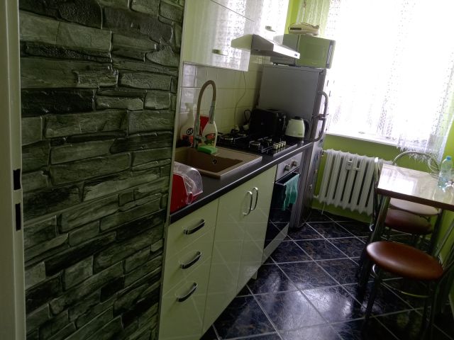 Mieszkanie 3-pokojowe Aleksandrów Kujawski Centrum, ul. Szkolna. Zdjęcie 1