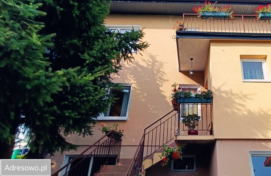 dom wolnostojący, 8 pokoi Falenty Nowe, ul. Róży. Zdjęcie 6