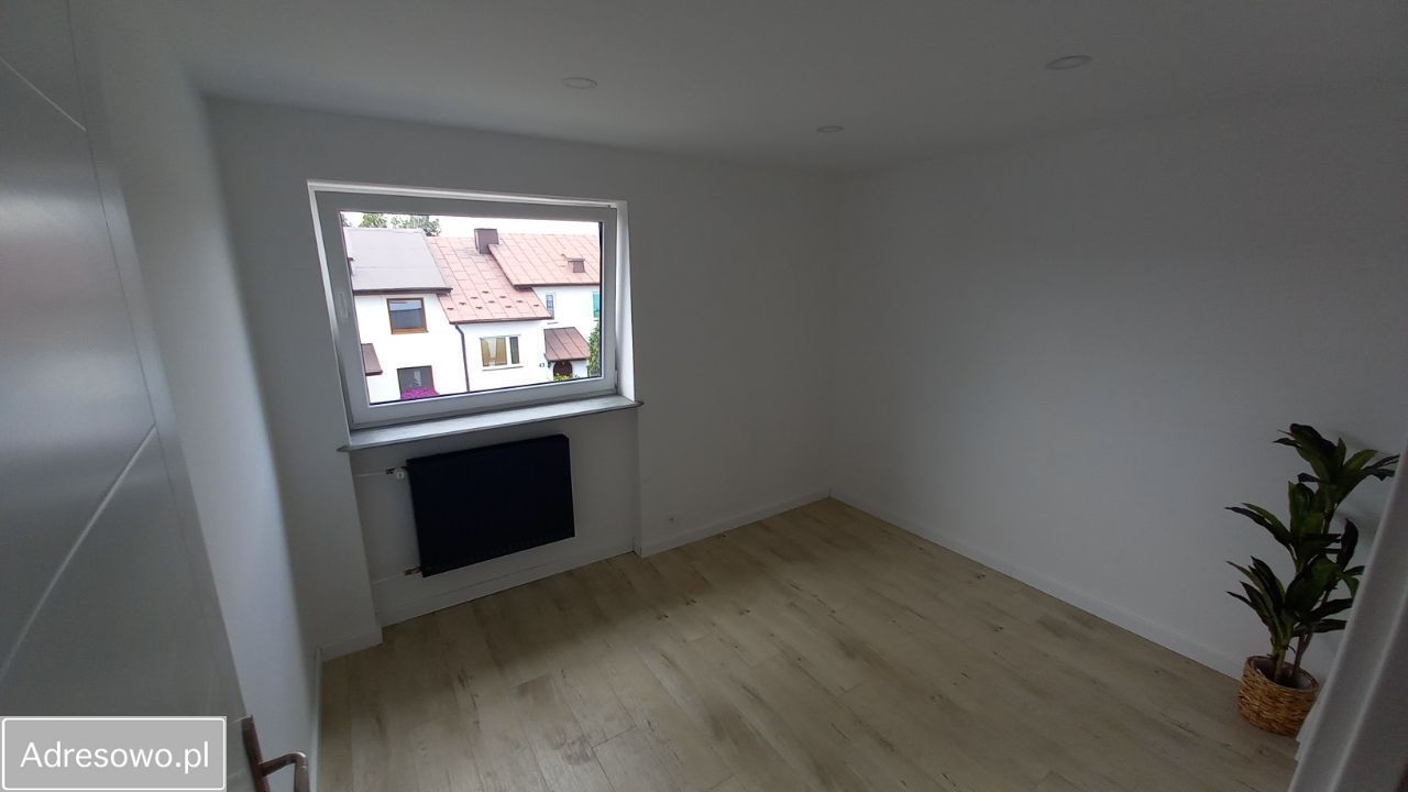 dom wolnostojący, 8 pokoi Bełchatów, ul. Malinowa. Zdjęcie 11