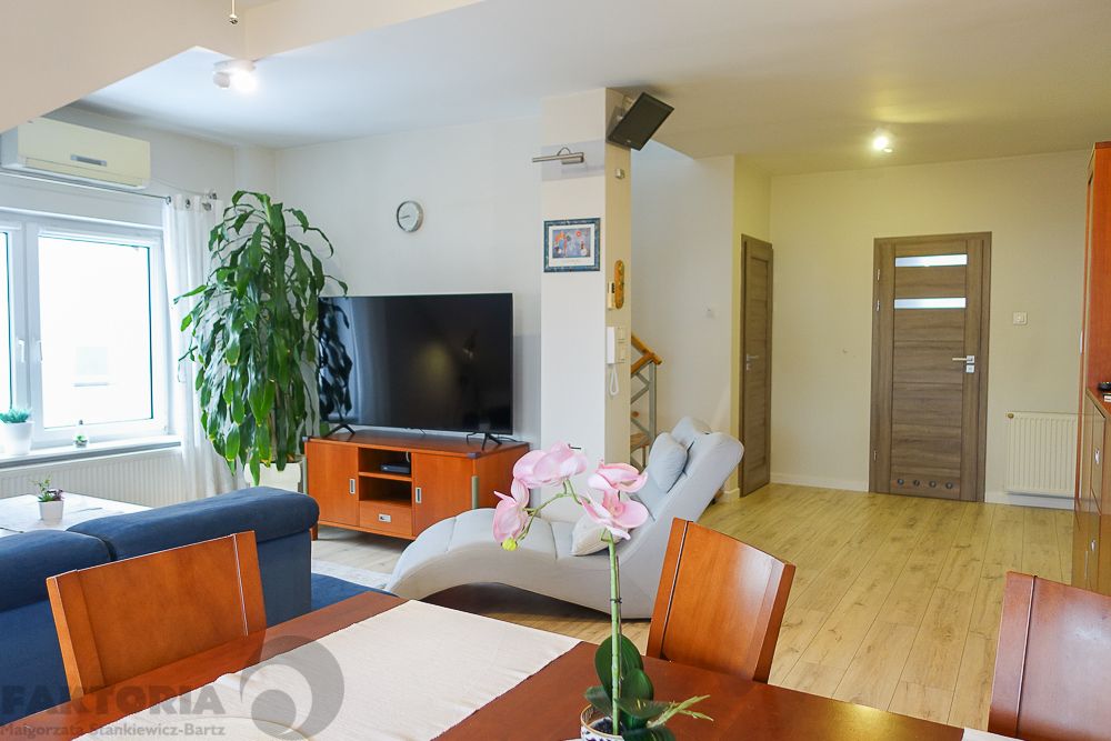 dom wolnostojący, 5 pokoi Bezrzecze. Zdjęcie 11