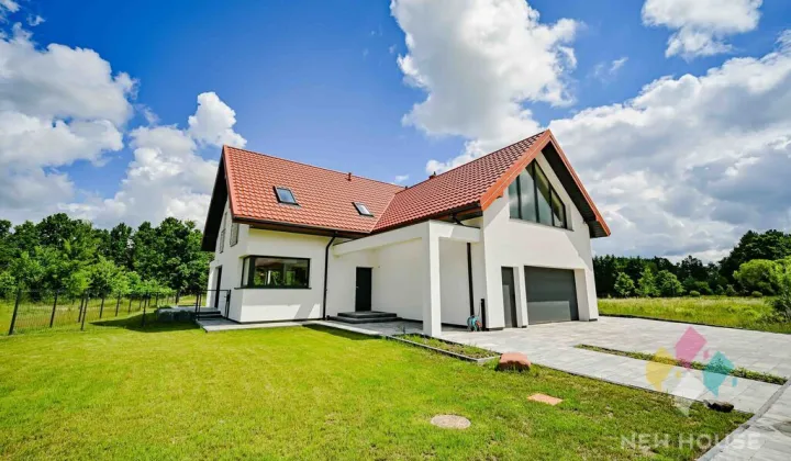 dom wolnostojący, 5 pokoi Sząbruk, ul. Różana