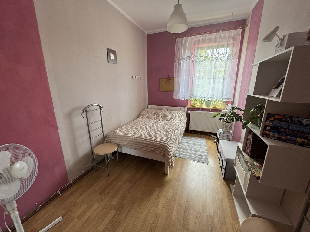 Mieszkanie 3-pokojowe Kudowa-Zdrój, ul. Główna. Zdjęcie 3