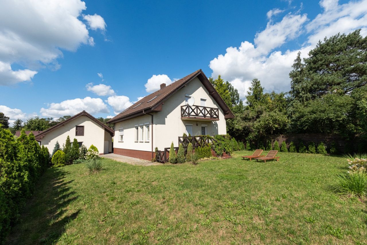 dom wolnostojący, 5 pokoi Świątniki, ul. Kórnicka. Zdjęcie 1