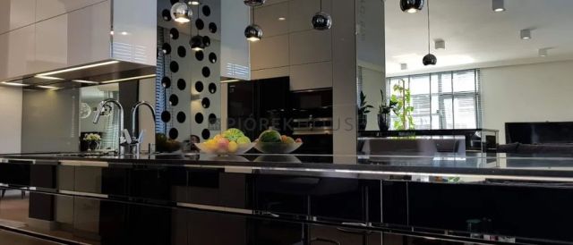 Mieszkanie 3-pokojowe Warszawa Wilanów, ul. Franciszka Klimczaka. Zdjęcie 1