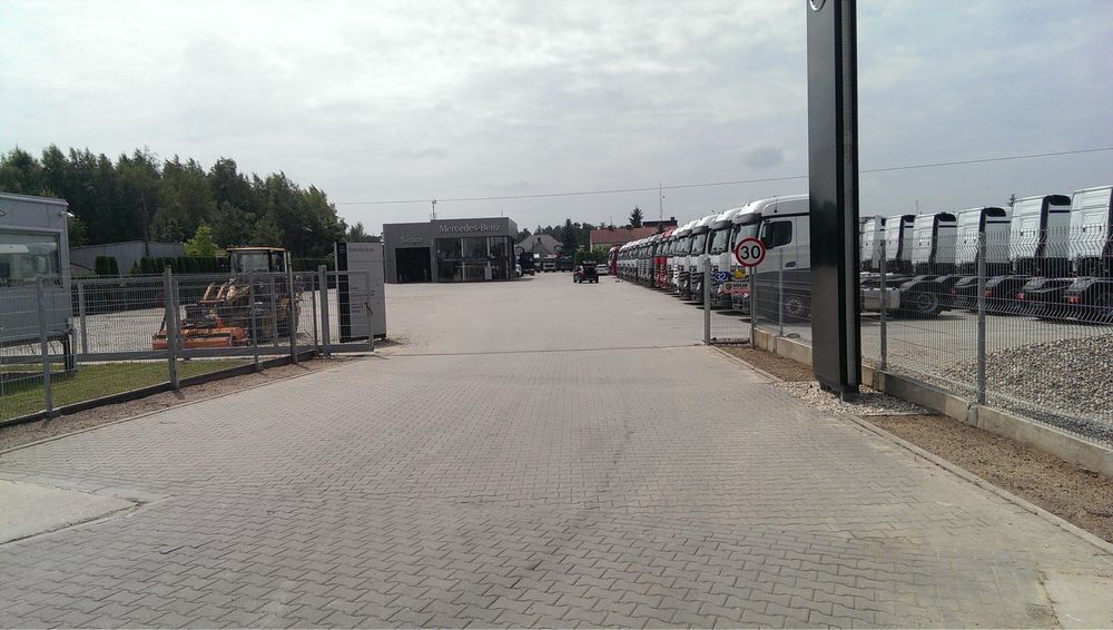 Nieruchomość komercyjna Ujrzanów. Zdjęcie 2