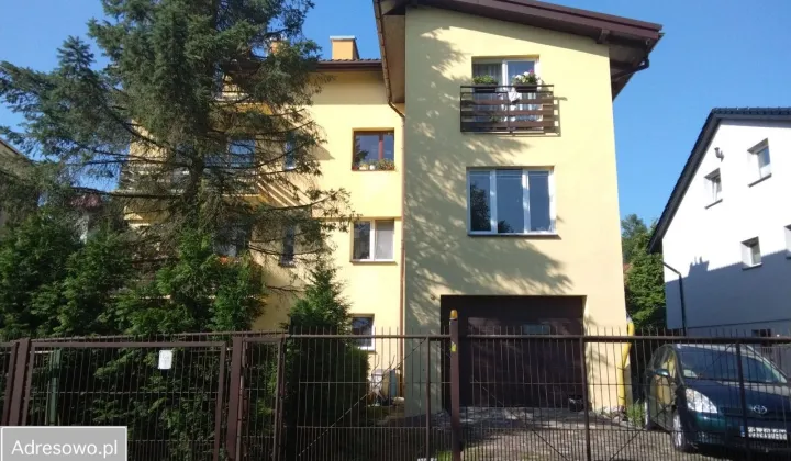 dom wolnostojący, 4 pokoje Kraków Bieżanów, ul. Henryka Hoyera