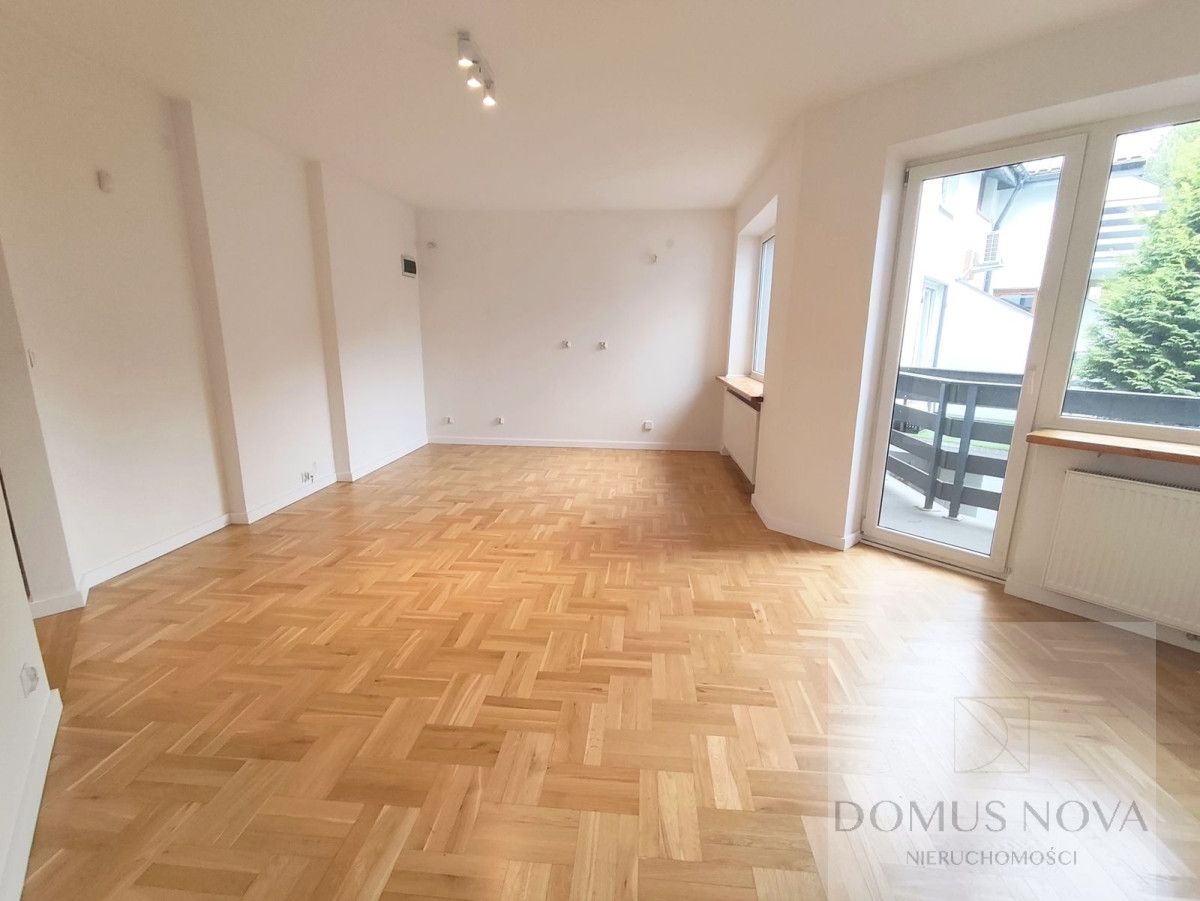 dom szeregowy, 8 pokoi Warszawa Mokotów, ul. Cypryjska. Zdjęcie 18