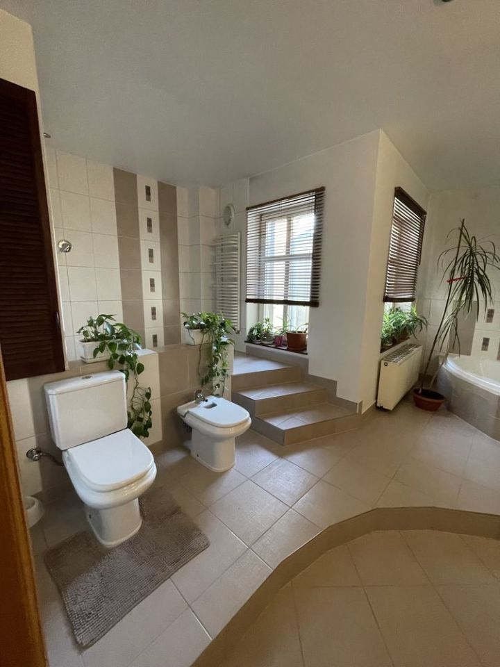 Mieszkanie 3-pokojowe Świdnica, ul. Jagiellońska. Zdjęcie 3