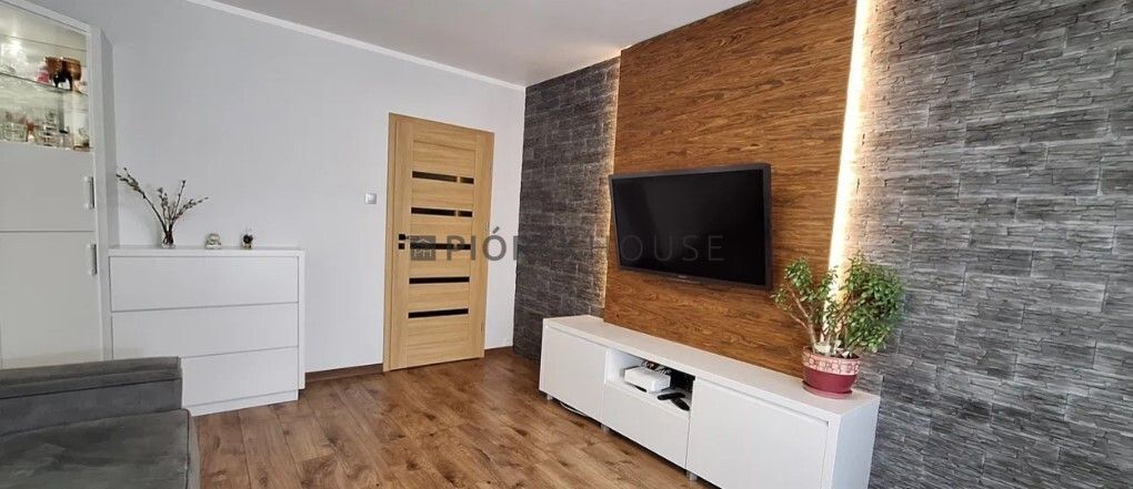 Mieszkanie 3-pokojowe Warszawa Ursynów, Pasaż Stokłosy. Zdjęcie 2