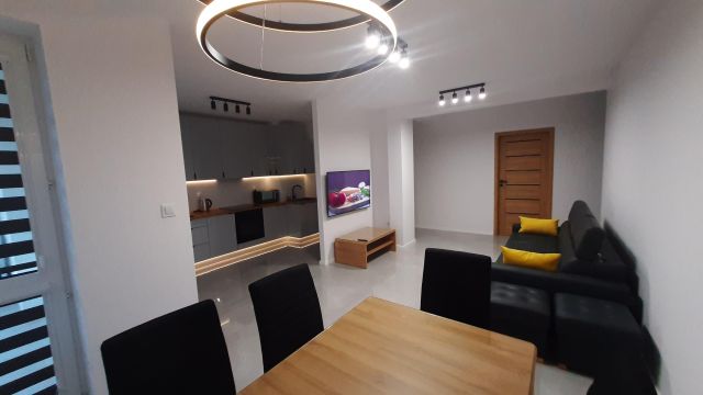 Mieszkanie 3-pokojowe Rzeszów Staromieście, ul. Antoniego Gromskiego. Zdjęcie 1