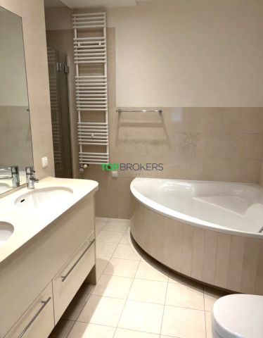 dom wolnostojący, 13 pokoi Warszawa Wawer. Zdjęcie 10