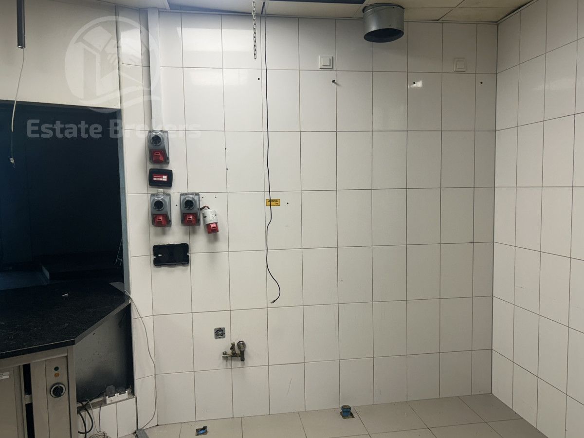 Lokal Wrocław Stare Miasto, ul. Kazimierza Wielkiego. Zdjęcie 4