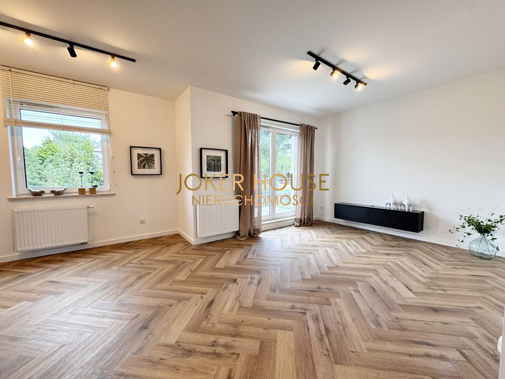 Mieszkanie 3-pokojowe Rzeszów Biała, al. gen. Władysława Sikorskiego. Zdjęcie 3