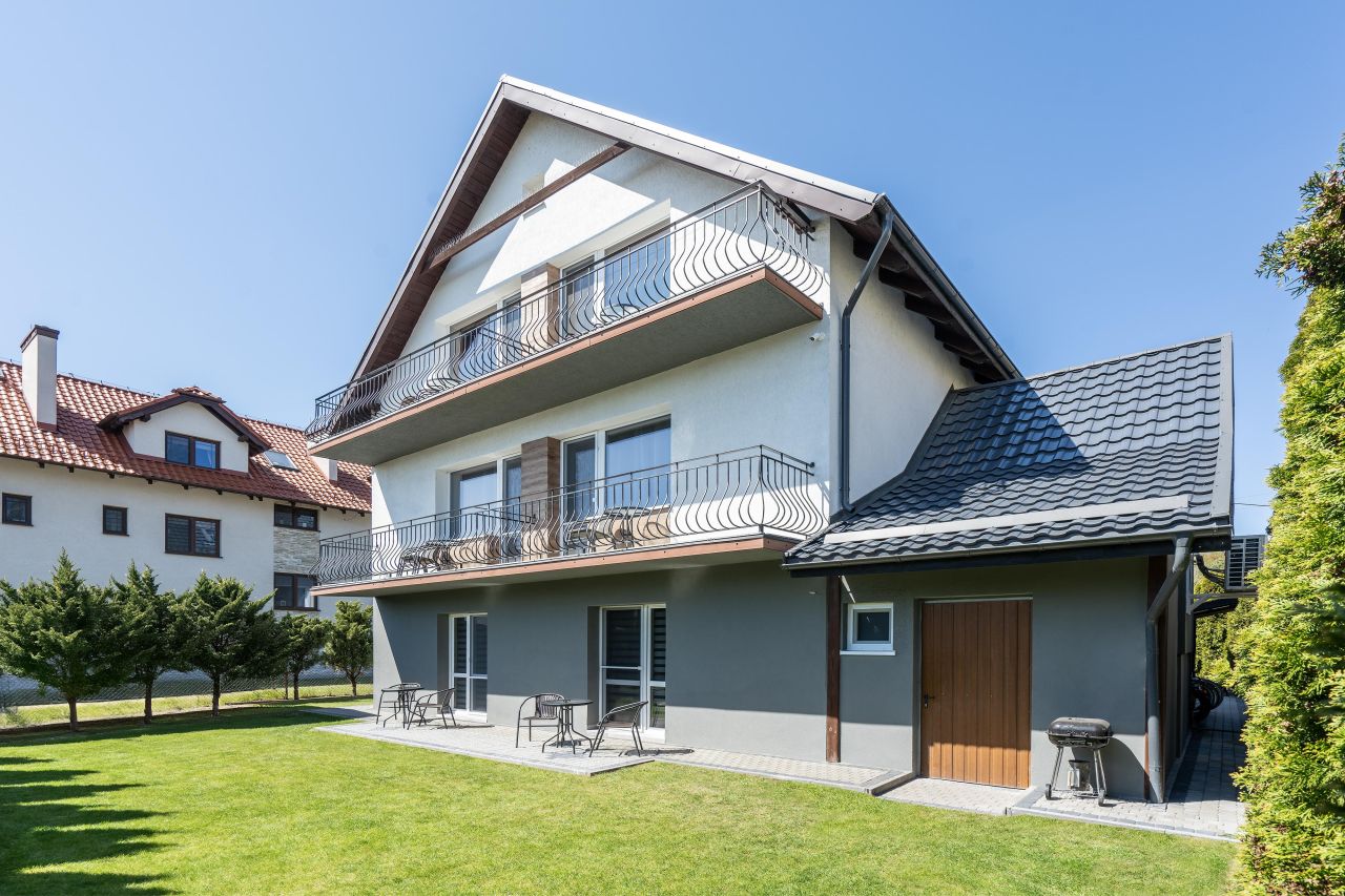 dom wolnostojący, 12 pokoi Krynica Morska, ul. Rybacka. Zdjęcie 3