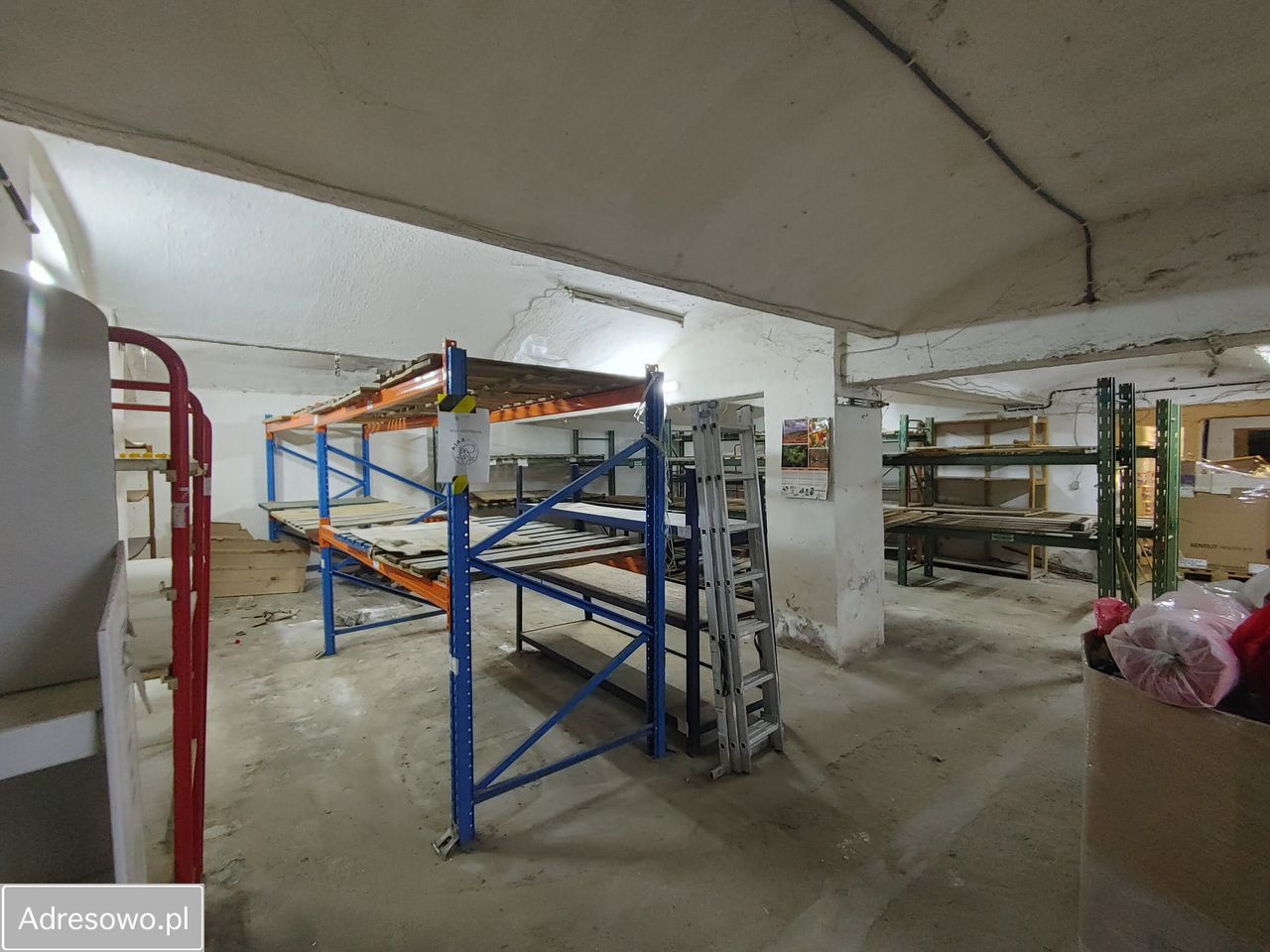 Hala/magazyn Ligota. Zdjęcie 14