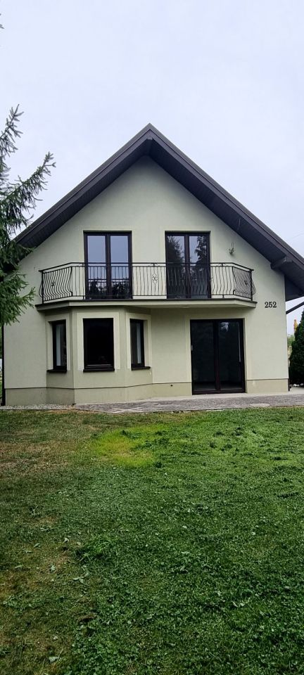 dom wolnostojący, 5 pokoi Damienice. Zdjęcie 14