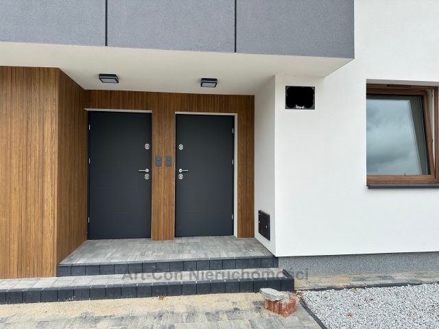 Mieszkanie 5-pokojowe Marki Pustelnik. Zdjęcie 2