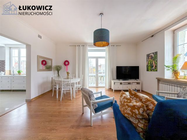 Mieszkanie 3-pokojowe Bielsko-Biała, ul. Kazimierza Brodzińskiego. Zdjęcie 4