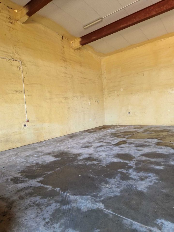 Hala/magazyn Magnuszew. Zdjęcie 5