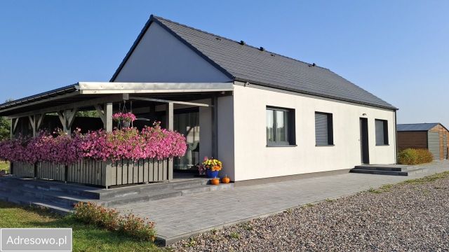 dom wolnostojący, 6 pokoi Lubieszewo. Zdjęcie 1