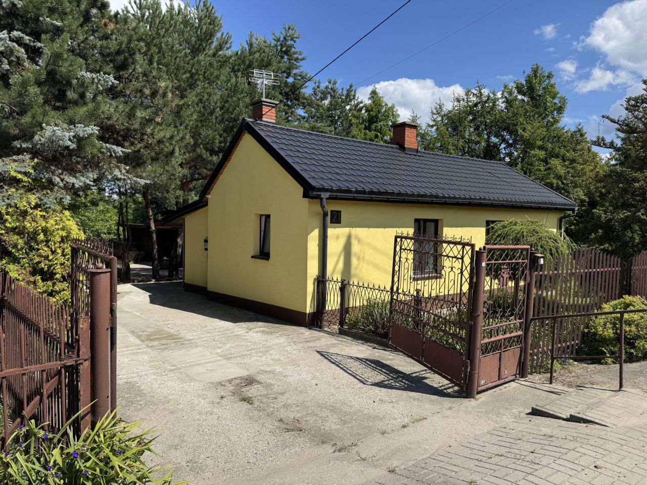 dom wolnostojący, 4 pokoje Mszczonów, ul. Piekarska