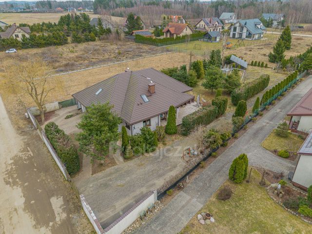 dom wolnostojący, 6 pokoi Kielno. Zdjęcie 27