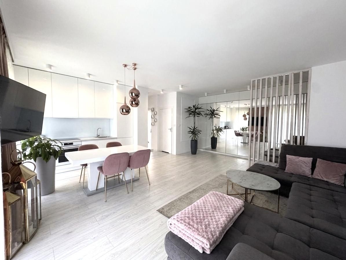 Mieszkanie 3-pokojowe Łódź Bałuty, ul. Antoniego Mackiewicza. Zdjęcie 2