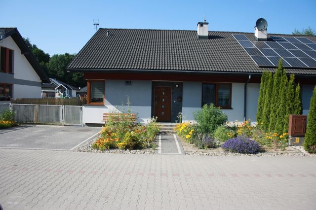 bliźniak, 4 pokoje Budy Siennickie, ul. Malownicza. Zdjęcie 1