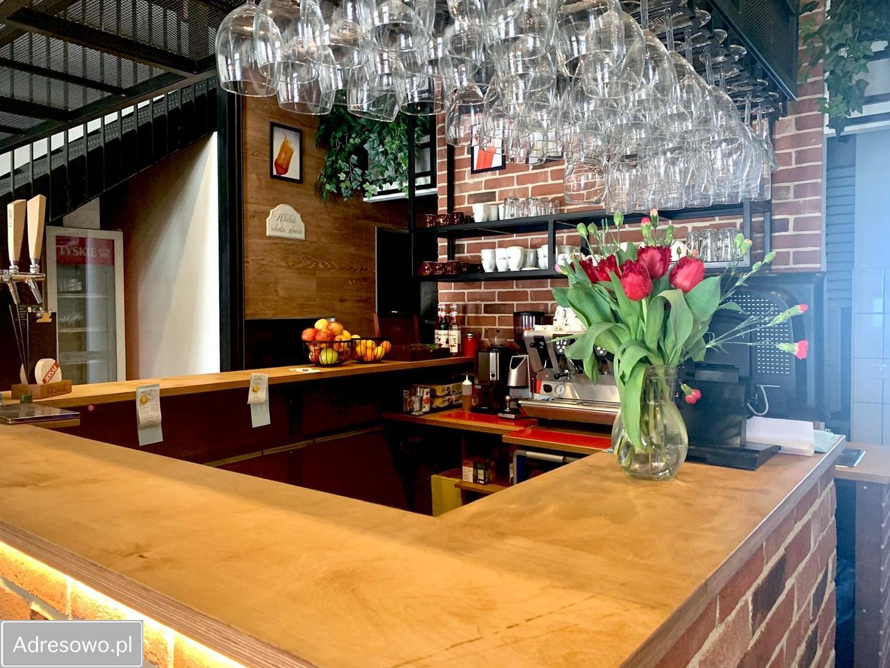 Lokal Niepołomice, rynek Rynek. Zdjęcie 2