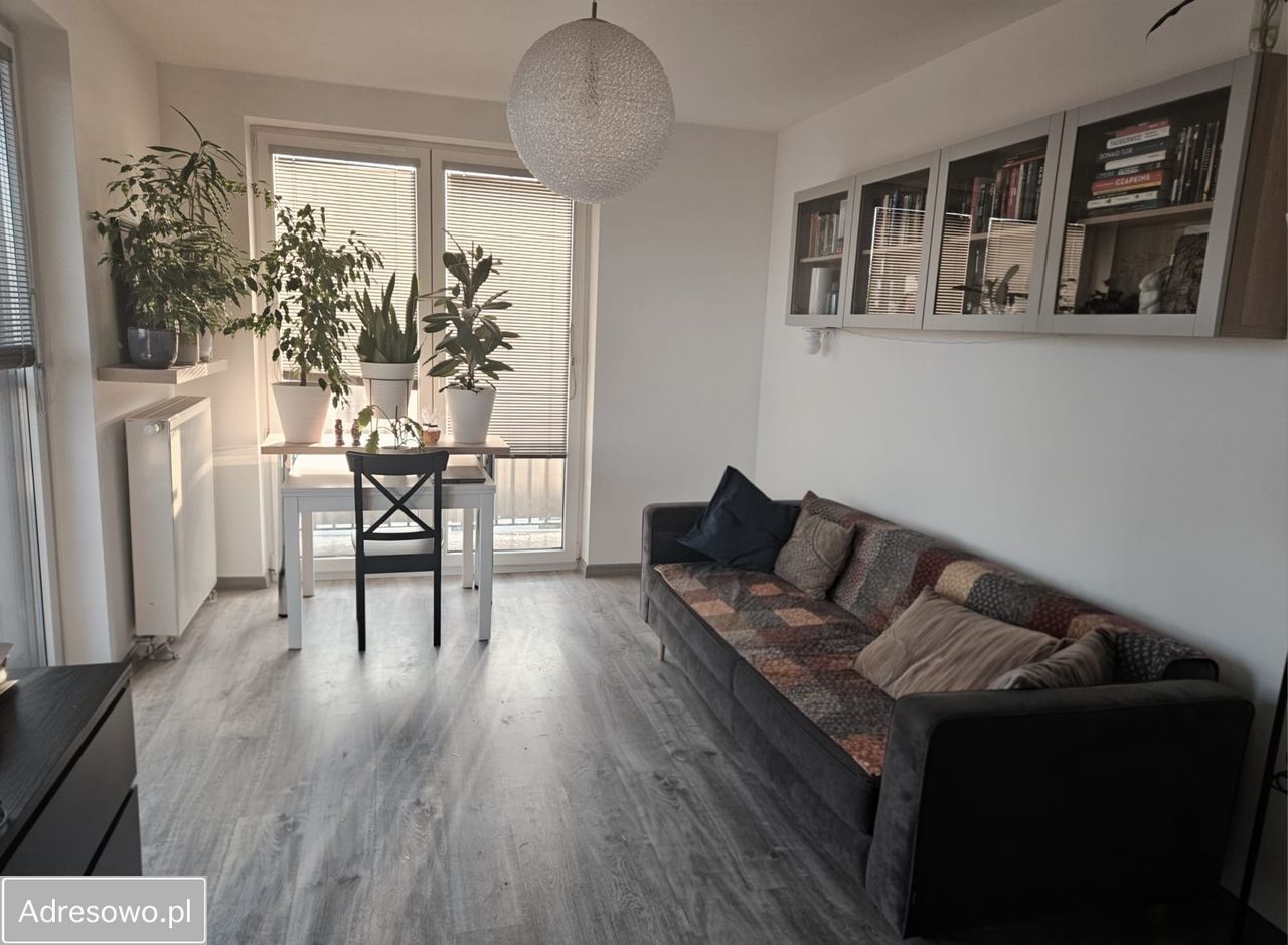 Mieszkanie 3-pokojowe Brwinów, ul. Pszczelińska. Zdjęcie 1