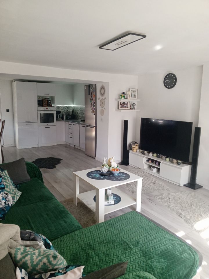 dom wolnostojący, 5 pokoi Czyżowice, ul. Środkowa. Zdjęcie 2