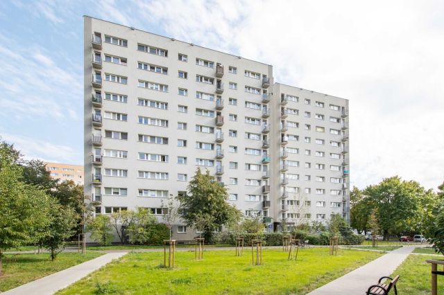 Mieszkanie 4-pokojowe Warszawa Ochota, ul. Władysława Korotyńskiego. Zdjęcie 1