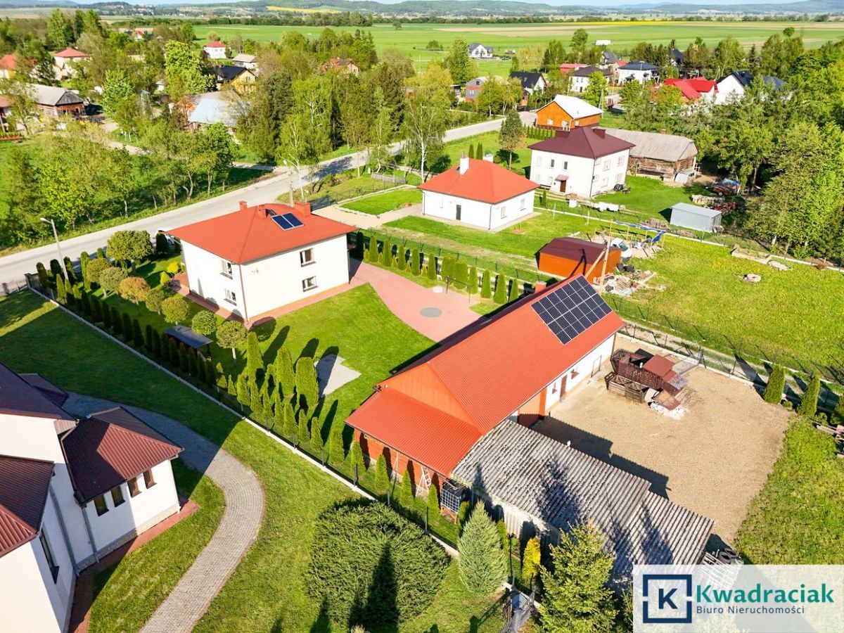 dom wolnostojący, 5 pokoi Besko, ul. Wiejska. Zdjęcie 4