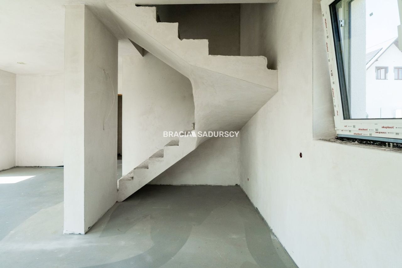 dom wolnostojący, 4 pokoje Ujazd. Zdjęcie 13