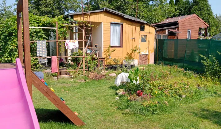 Działka rod Tomaszów Mazowiecki