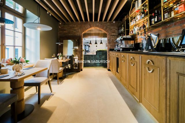 kamienica, 7 pokoi Żywiec, rynek Rynek. Zdjęcie 3